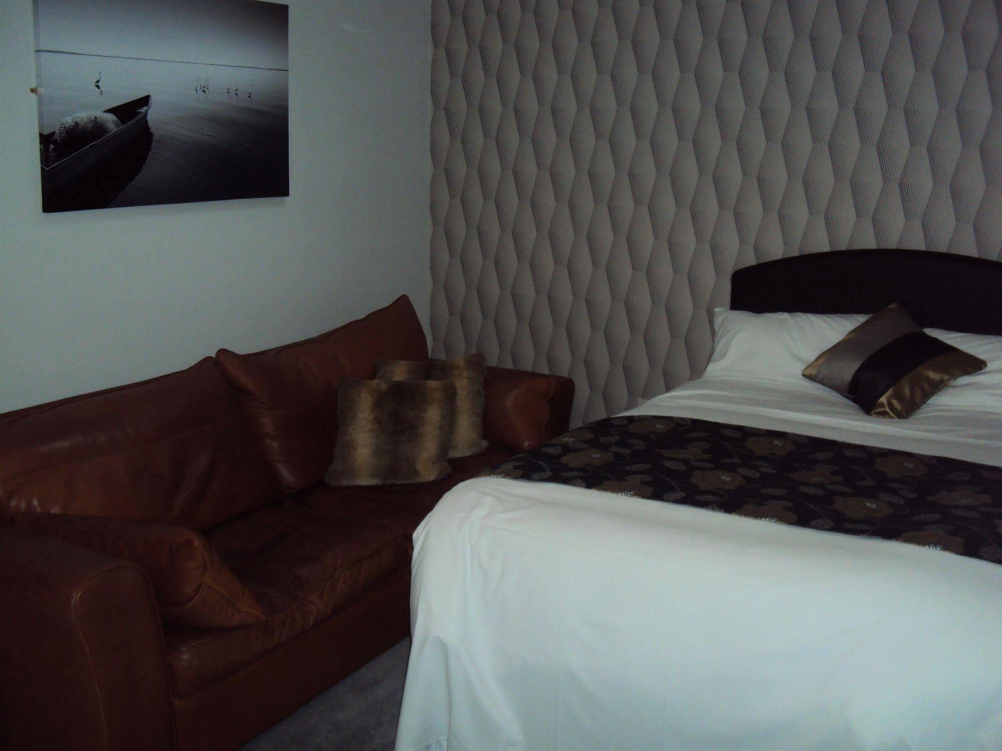 Jeffersons Hotel & Serviced Apartments (Adults Only) 巴罗弗内斯 外观 照片