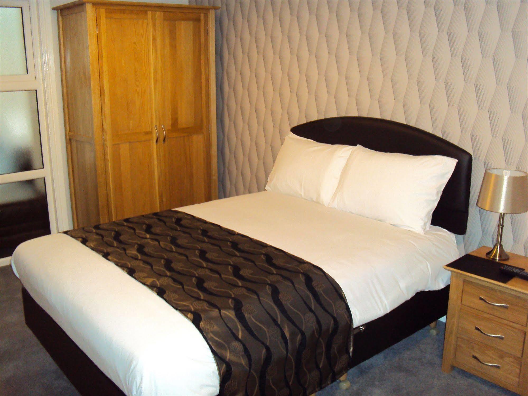 Jeffersons Hotel & Serviced Apartments (Adults Only) 巴罗弗内斯 外观 照片